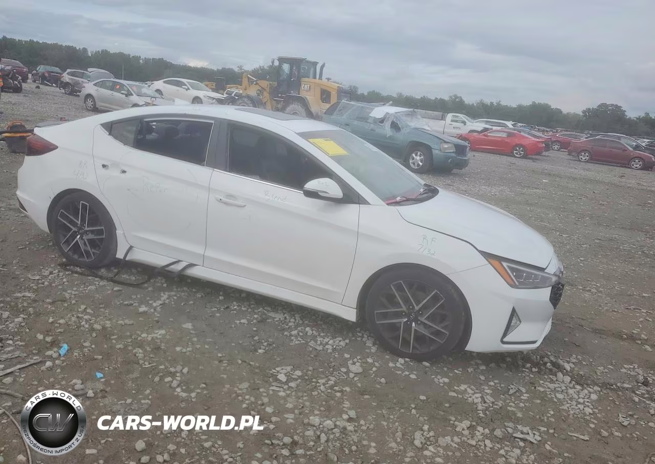 2020 Hyundai Elantra Sport VIN:KMHD04LB6LU979943 - 4