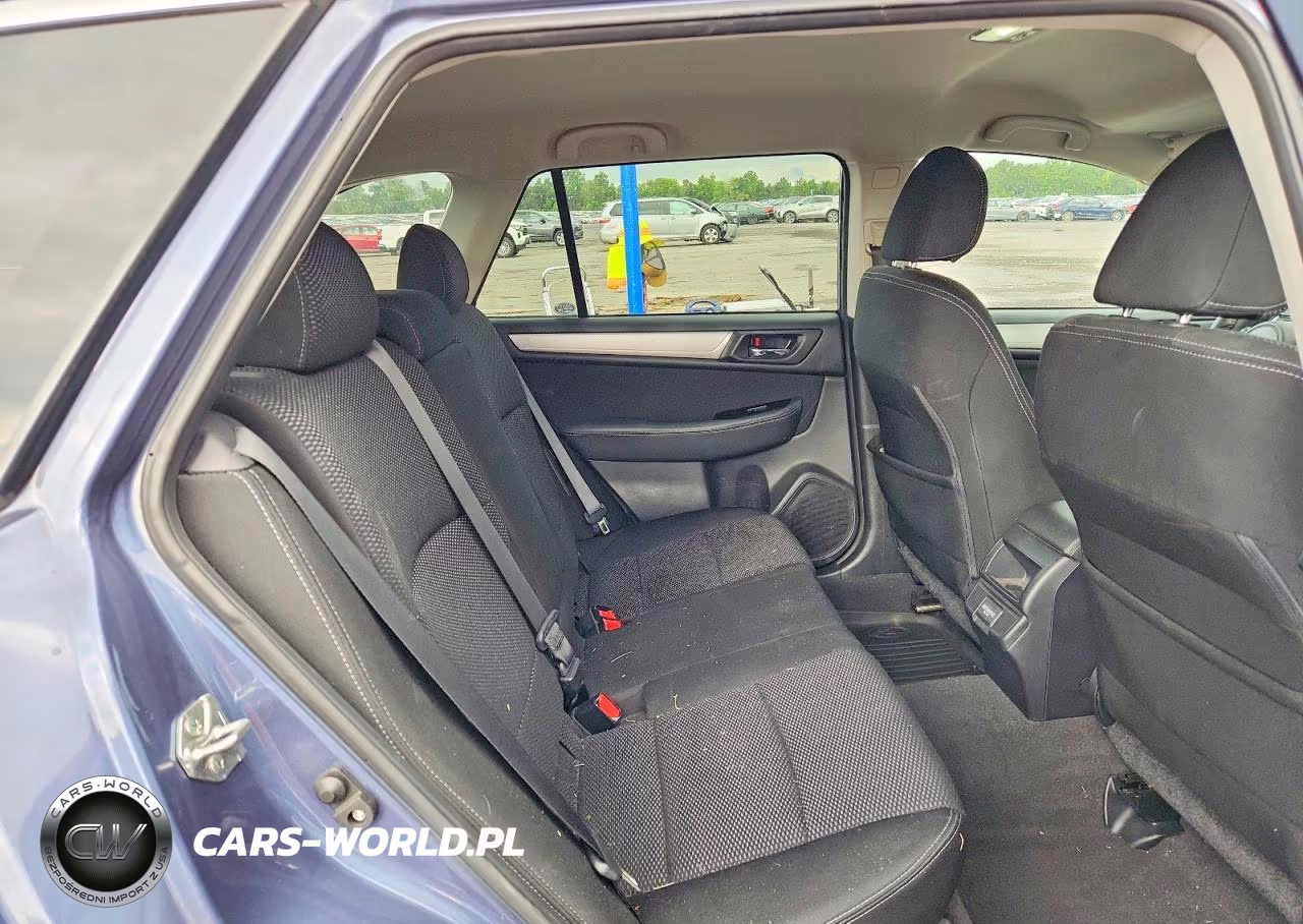 2018 Subaru Outback 2.5I Premium VIN:4S4BSAFC0J3300353 - 11