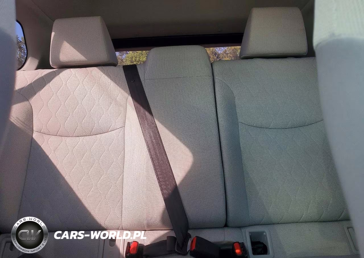 2022 Toyota Corolla Cross L VIN:7MUAAAAG7NV017262 - 10