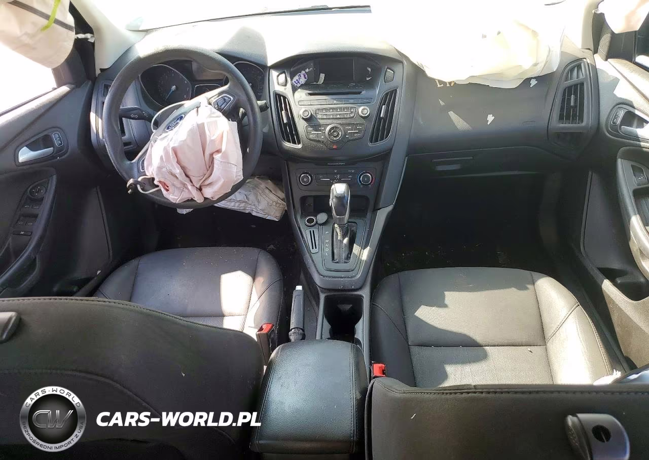 2016 Ford Focus Se VIN:1FADP3K20GL377858 - 8
