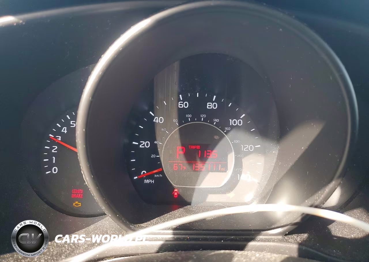 2016 Kia Soul + VIN:KNDJP3A59G7312573 - 9