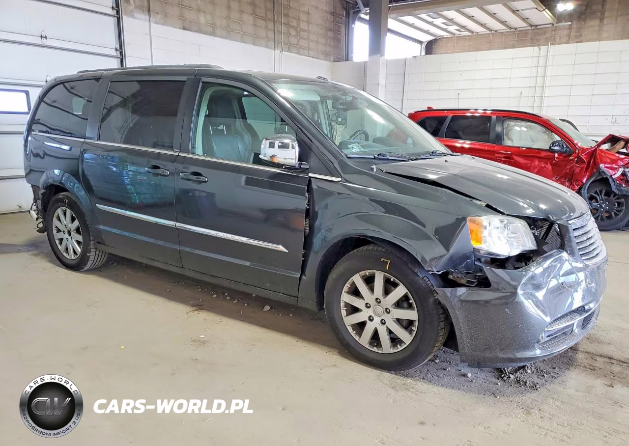 2011 Chrysler Town & Country Touring L VIN:2A4RR8DG7BR759265 - 4