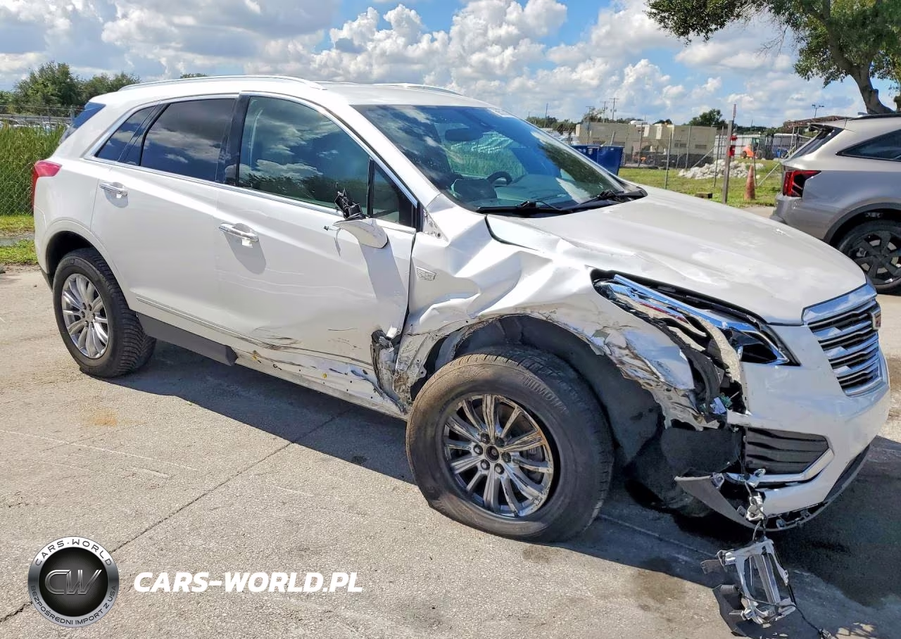 2018 Cadillac Xt5 VIN:1GYKNARS7JZ124990 - 4
