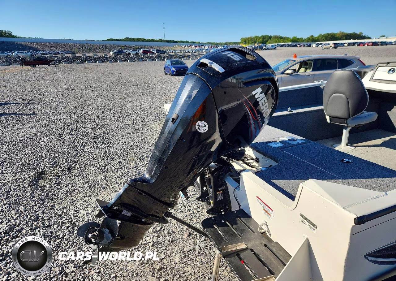 2018 Tracker Boat VIN:UFBUJ74142B818 - 7