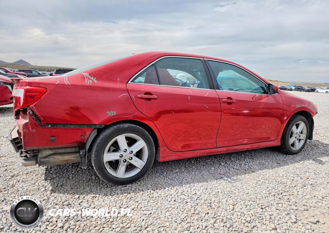 2013 Toyota Camry Se VIN:4T1BF1FK3DU685241 - 3