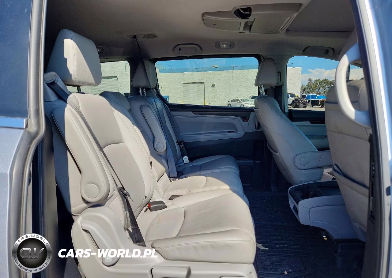 2024 Honda Odyssey Touring VIN:5FNRL6H88RB042703 - 11