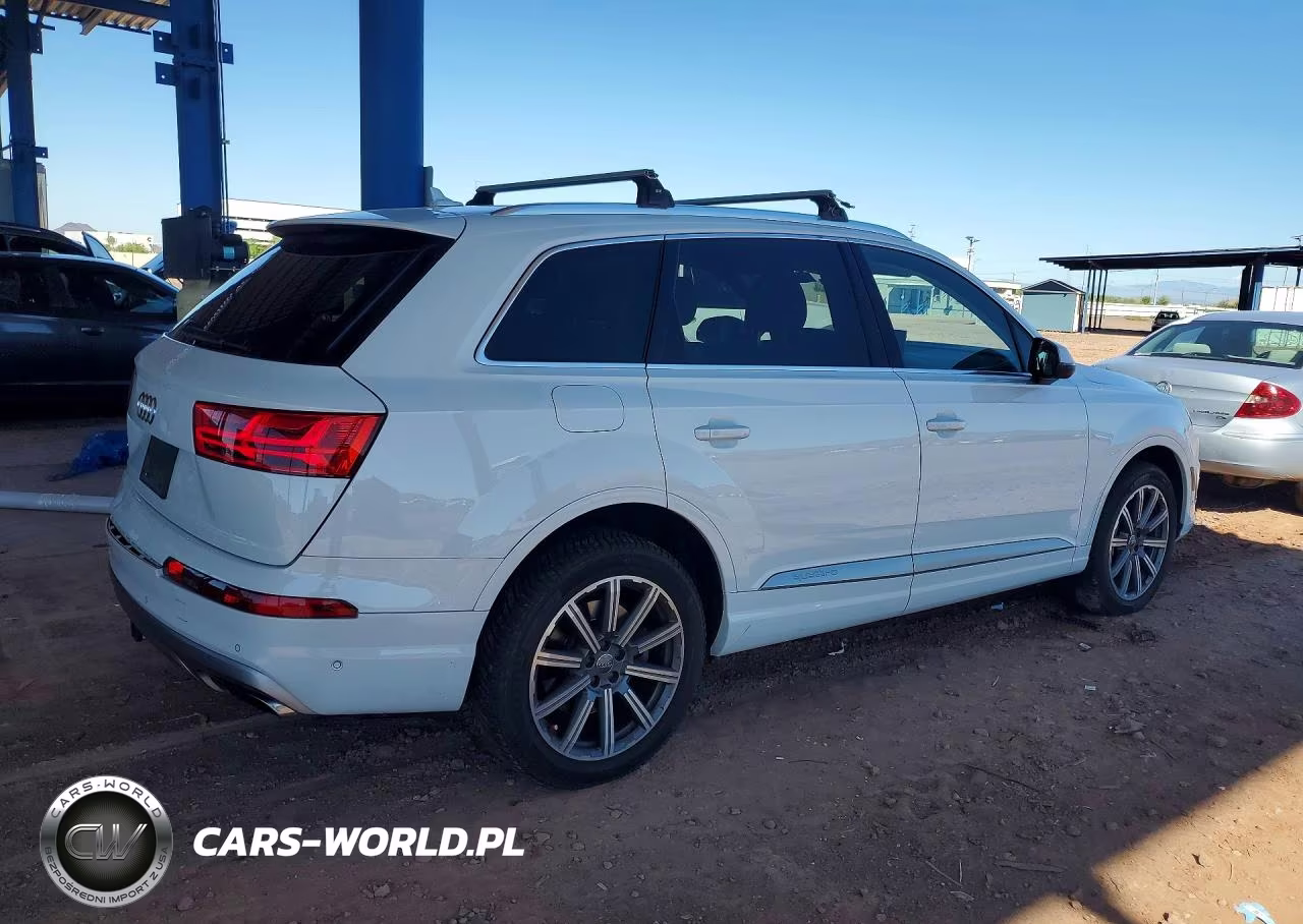 2019 Audi Q7 Premium Plus VIN:WA1LAAF76KD021560 - 3