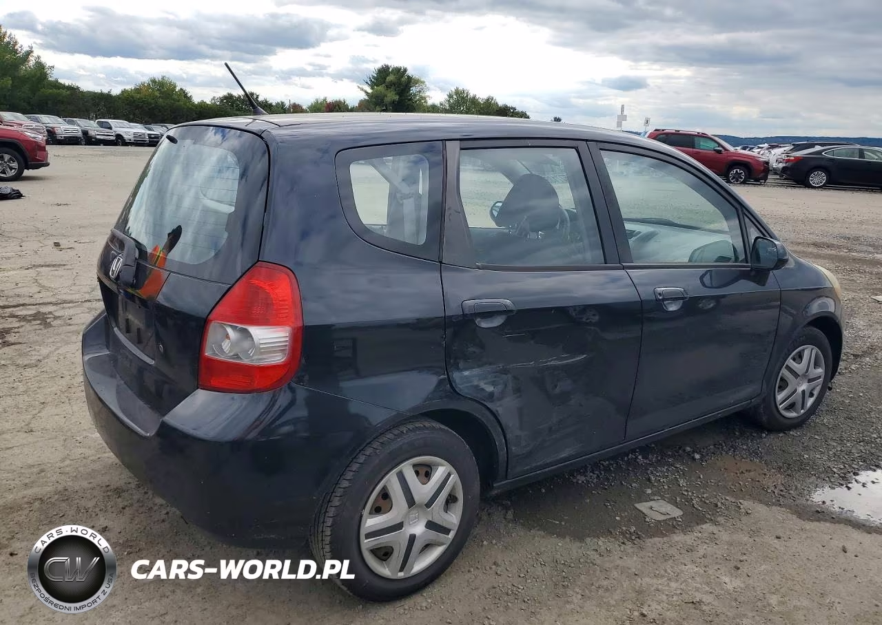 2008 Honda Fit VIN:JHMGD38438S032614 - 3