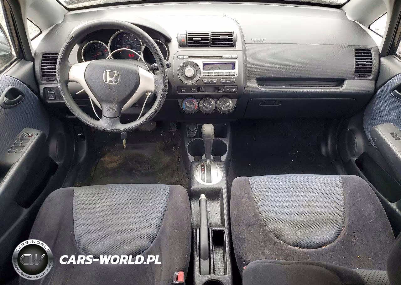 2008 Honda Fit VIN:JHMGD38438S032614 - 8