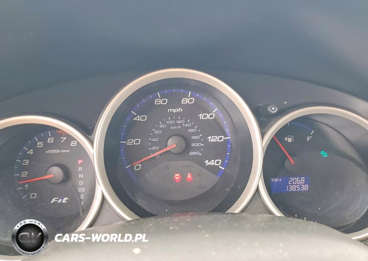 2008 Honda Fit VIN:JHMGD38438S032614 - 9