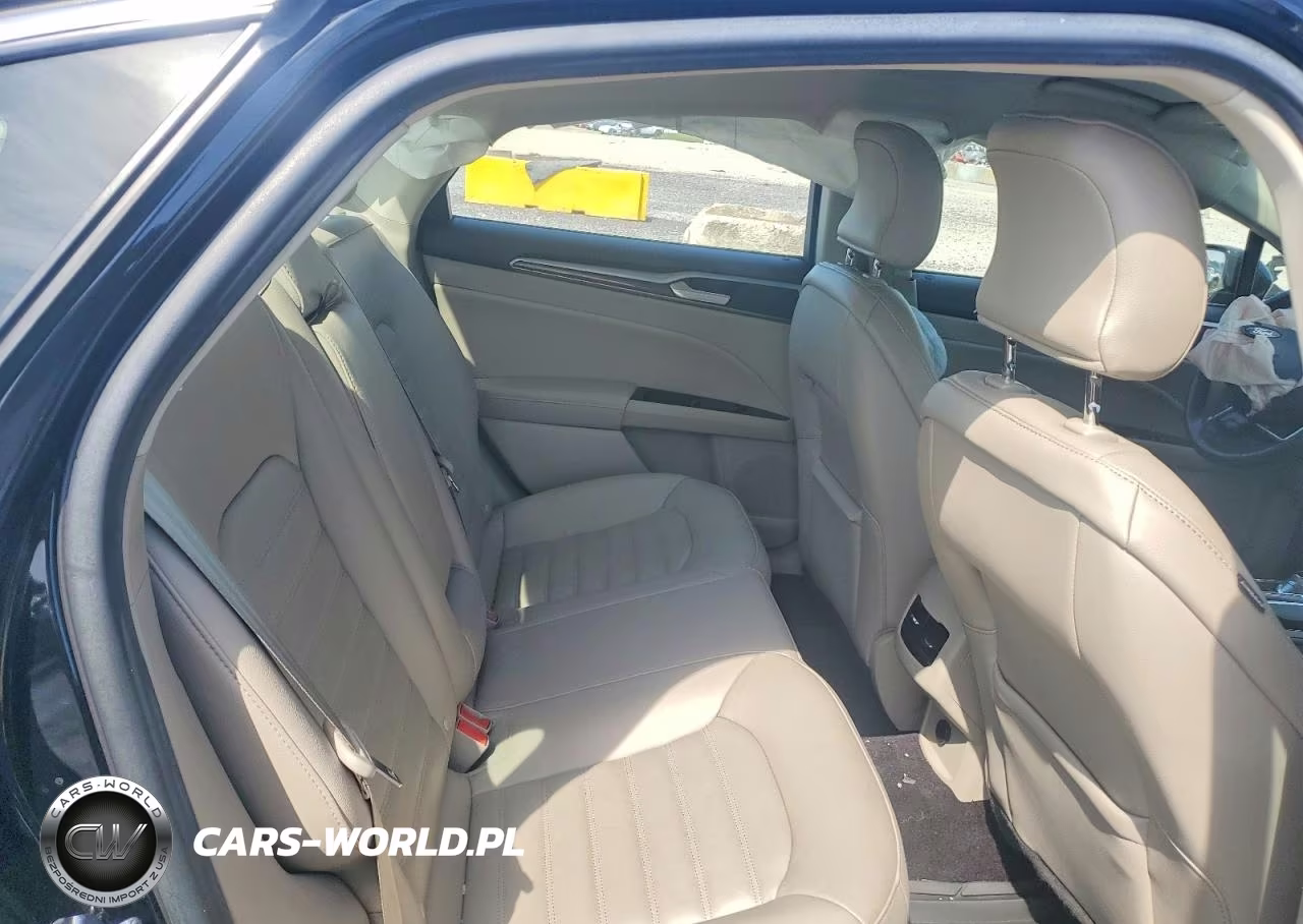 2017 Ford Fusion Se VIN:3FA6P0HD4HR188665 - 10