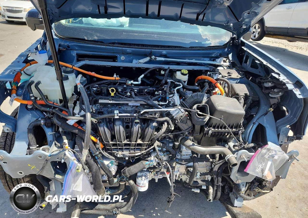 2025 Ford Maverick Lariat VIN:3FTTW8S38SRA31632 - 12