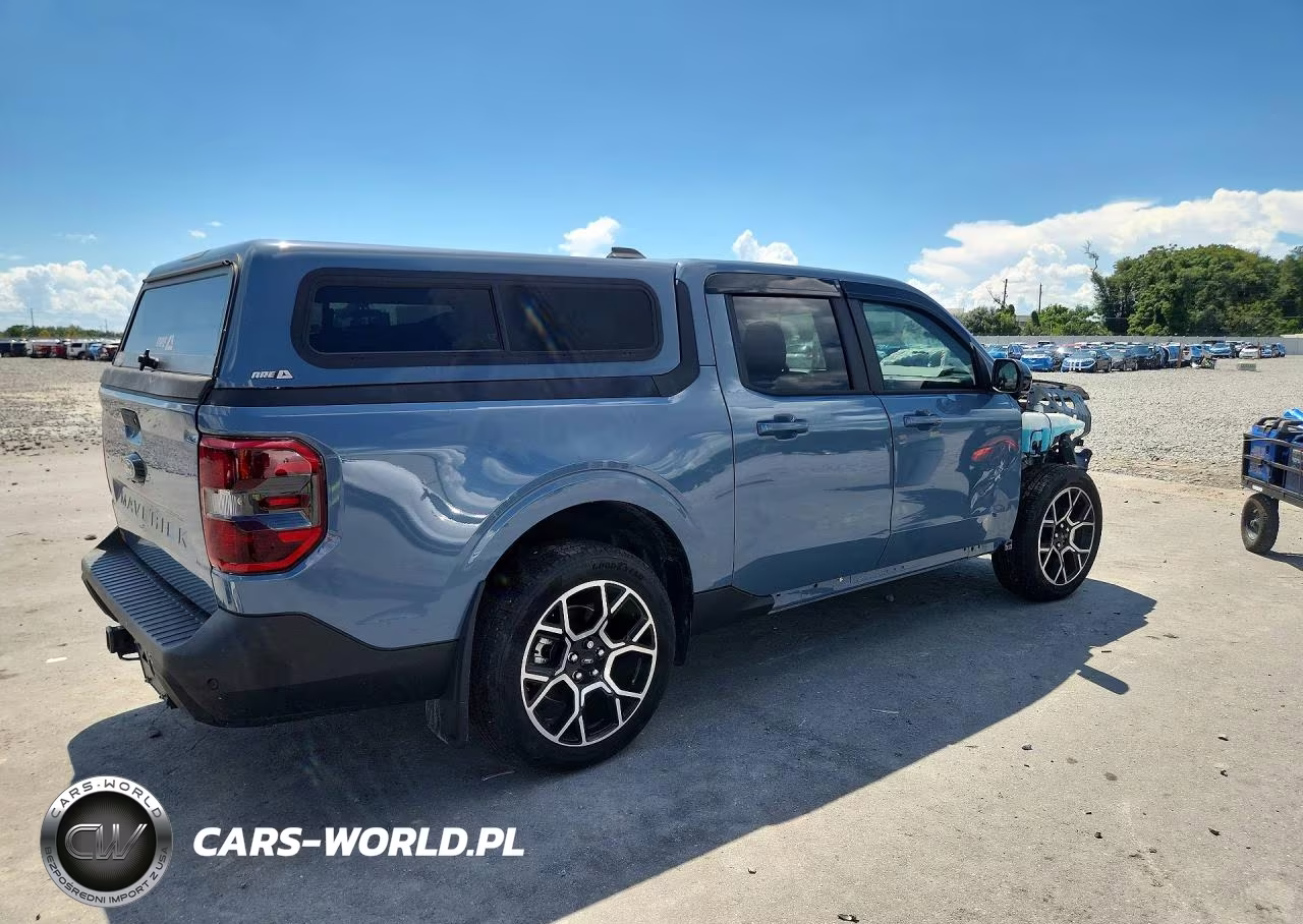 2025 Ford Maverick Lariat VIN:3FTTW8S38SRA31632 - 3