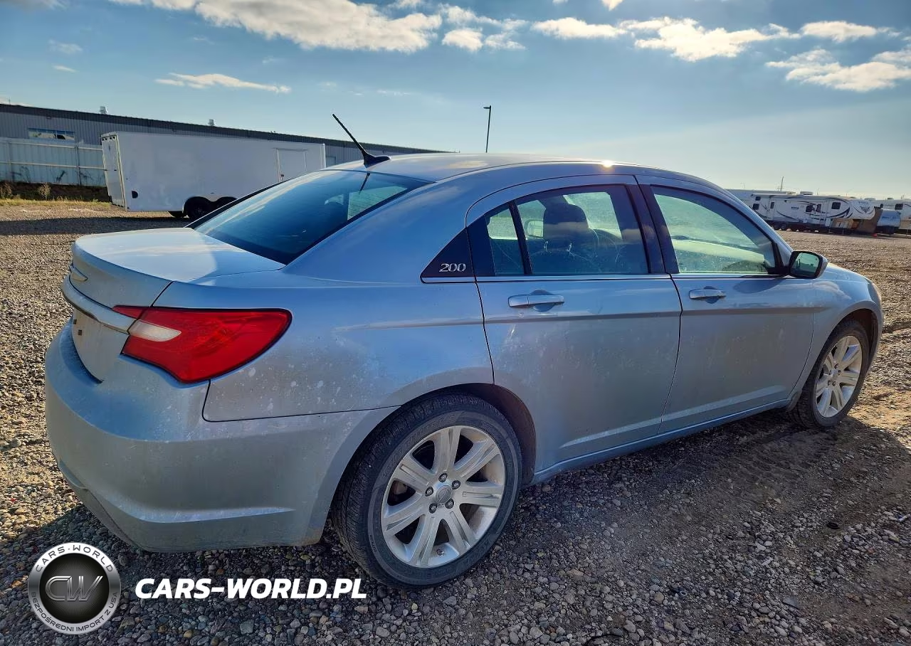 2012 Chrysler 200 Lx VIN:1C3CCBAB3CN318433 - 3