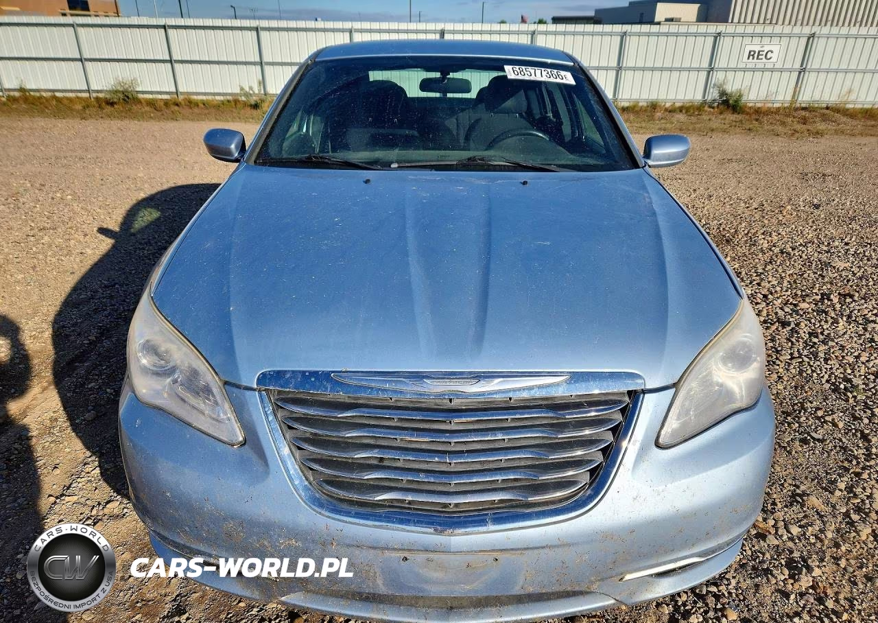 2012 Chrysler 200 Lx VIN:1C3CCBAB3CN318433 - 5