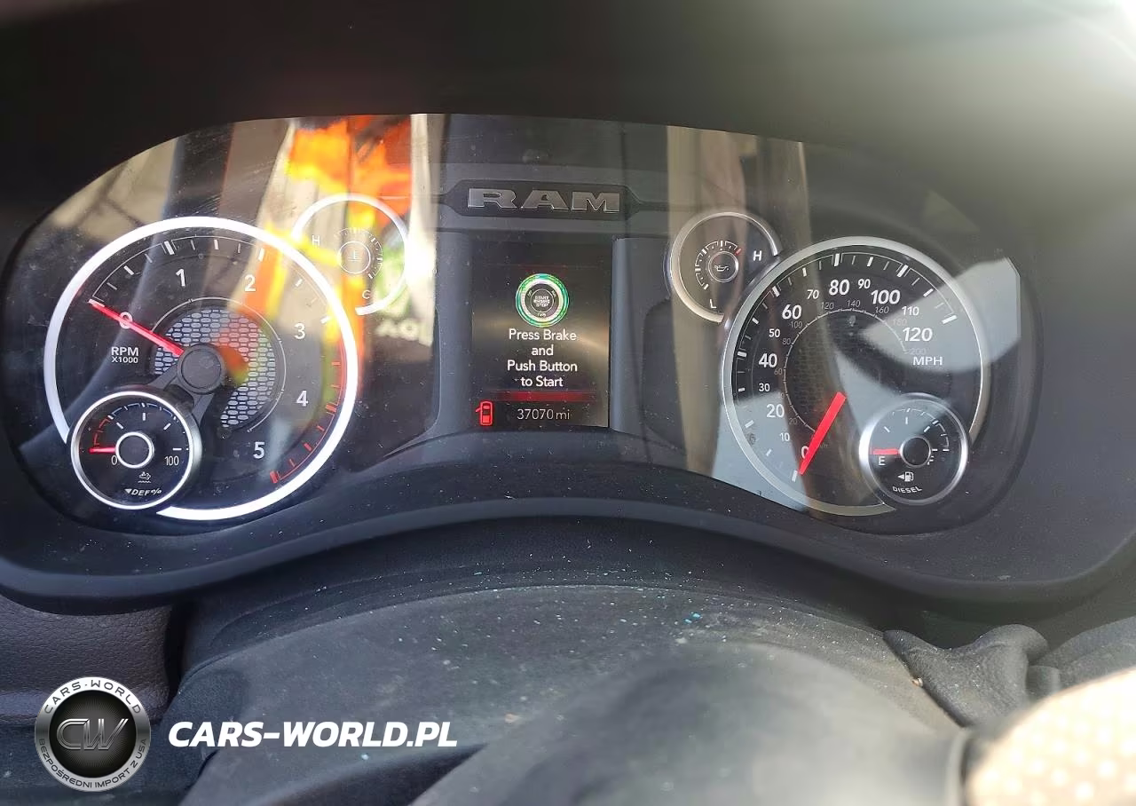 2025 Ram 2500 Tradesman VIN:3C63R5HL4SG553576 - 9