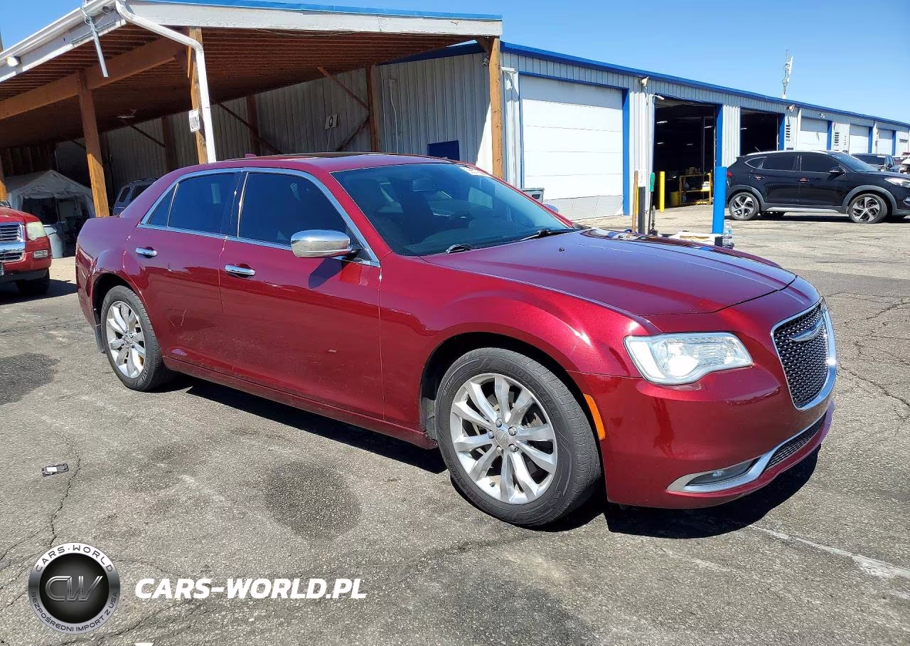2017 Chrysler 300C VIN:2C3CCAKG8HH530040 - 4