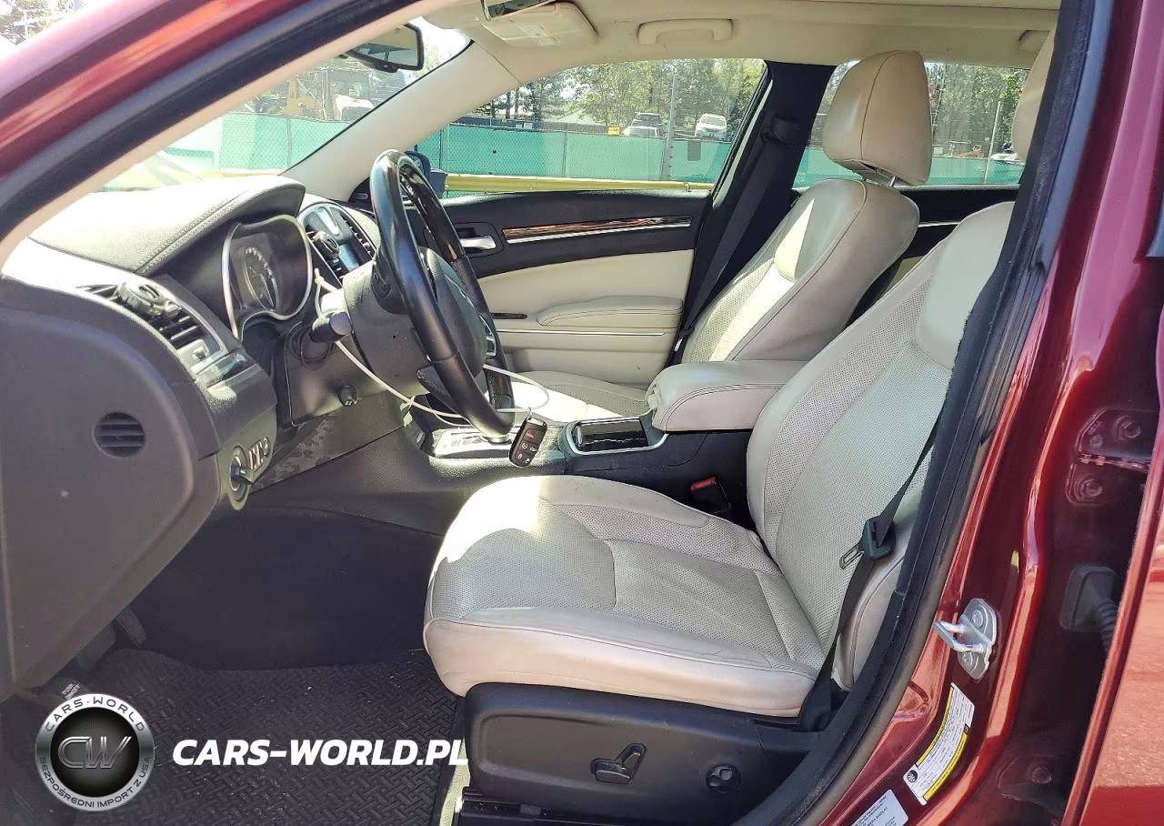 2017 Chrysler 300C VIN:2C3CCAKG8HH530040 - 7