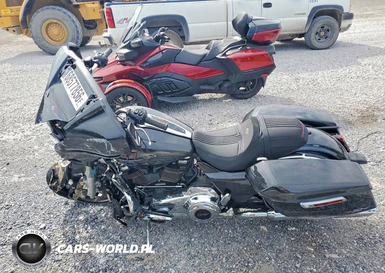2026 Harley-Davidson Flhx VIN:1HD1KB718TB620188 - 3