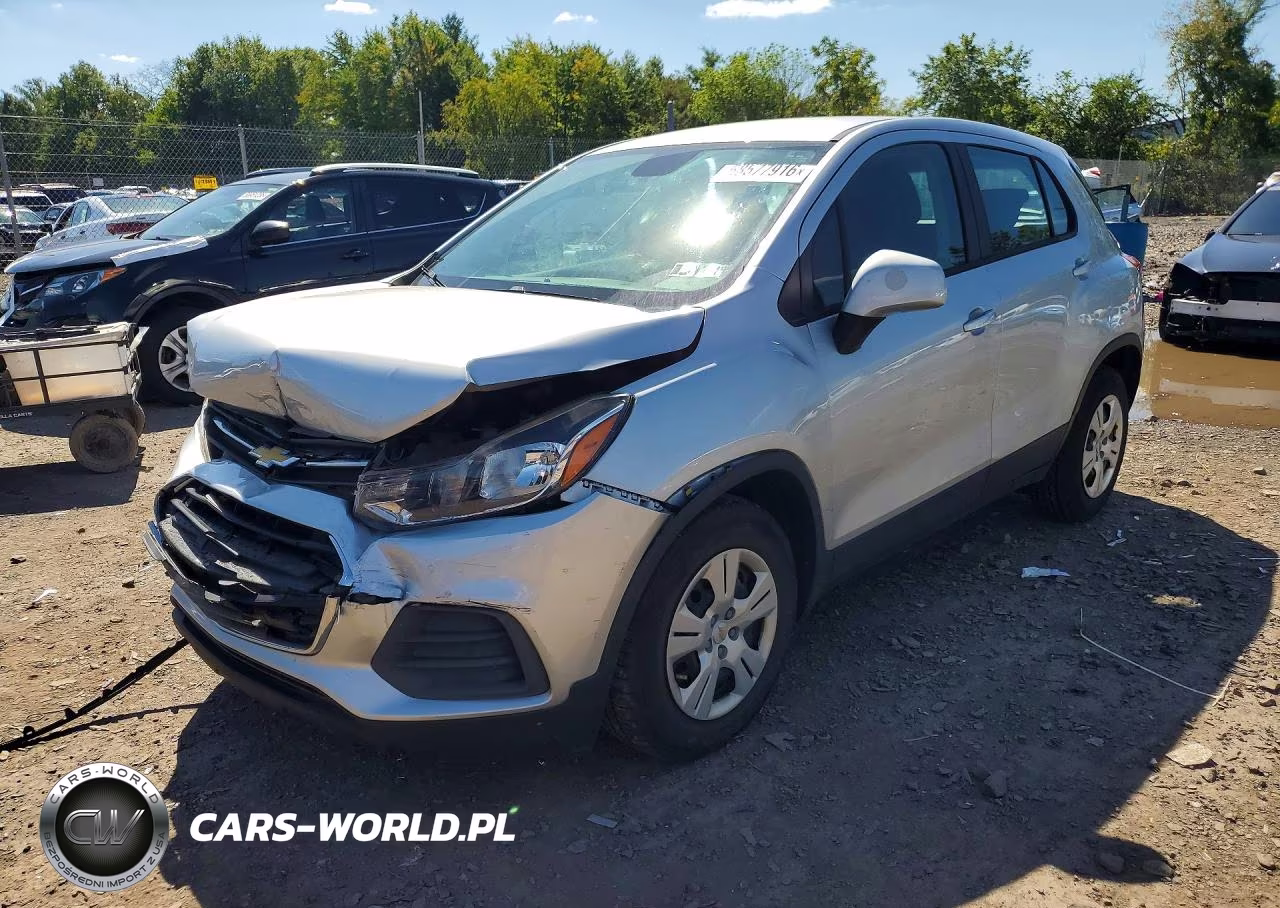 2018 Chevrolet Trax Ls VIN:KL7CJKSB7JB577390 - 1