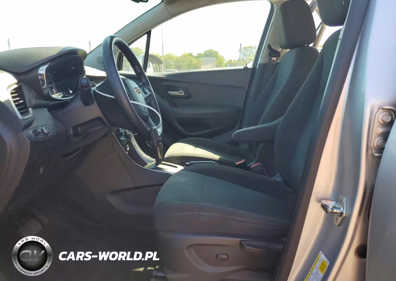 2018 Chevrolet Trax Ls VIN:KL7CJKSB7JB577390 - 7