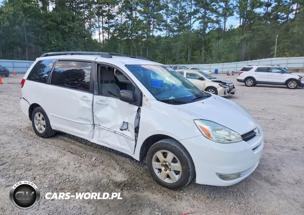 2004 Toyota Sienna Le 7 Passenger VIN:5TDZA23C74S059023 - 4