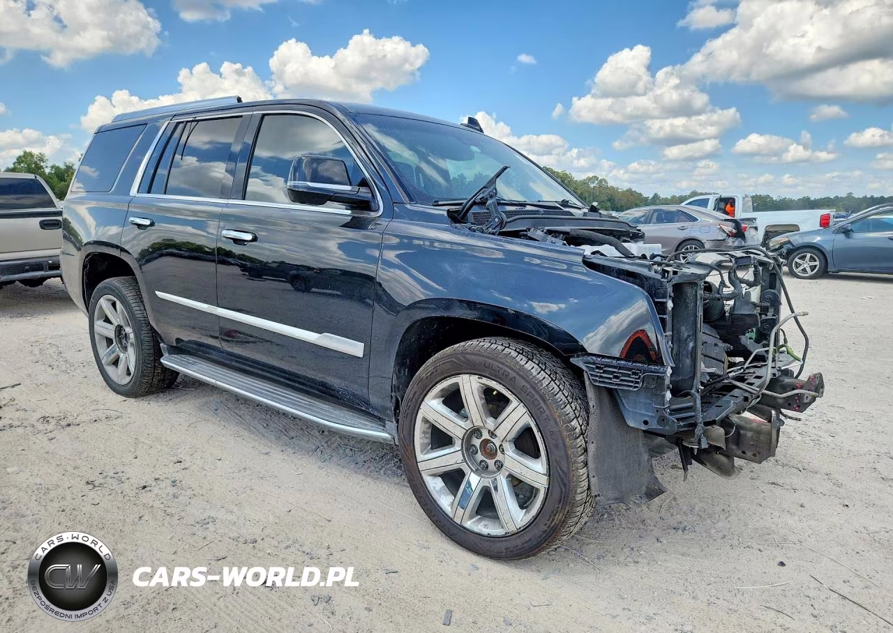 2018 Cadillac Escalade Luxury VIN:1GYS4BKJ9JR389288 - 4