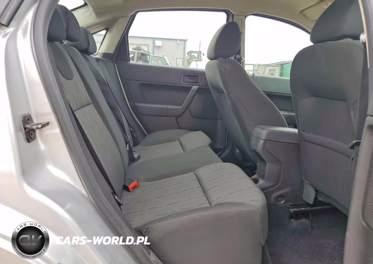 2009 Ford Focus Se VIN:1FAHP35N89W124392 - 10