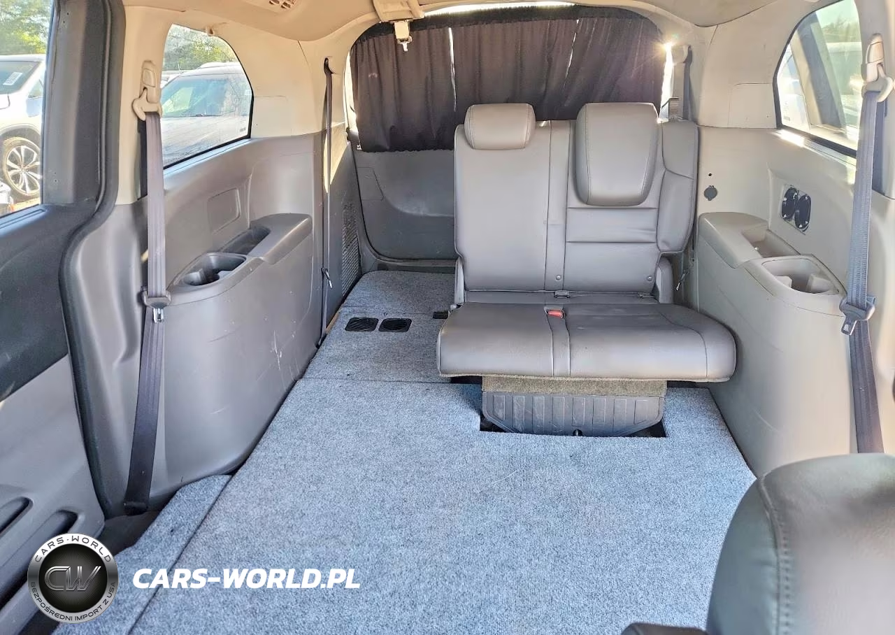 2017 Honda Odyssey Exl VIN:5FNRL5H68HB000667 - 10