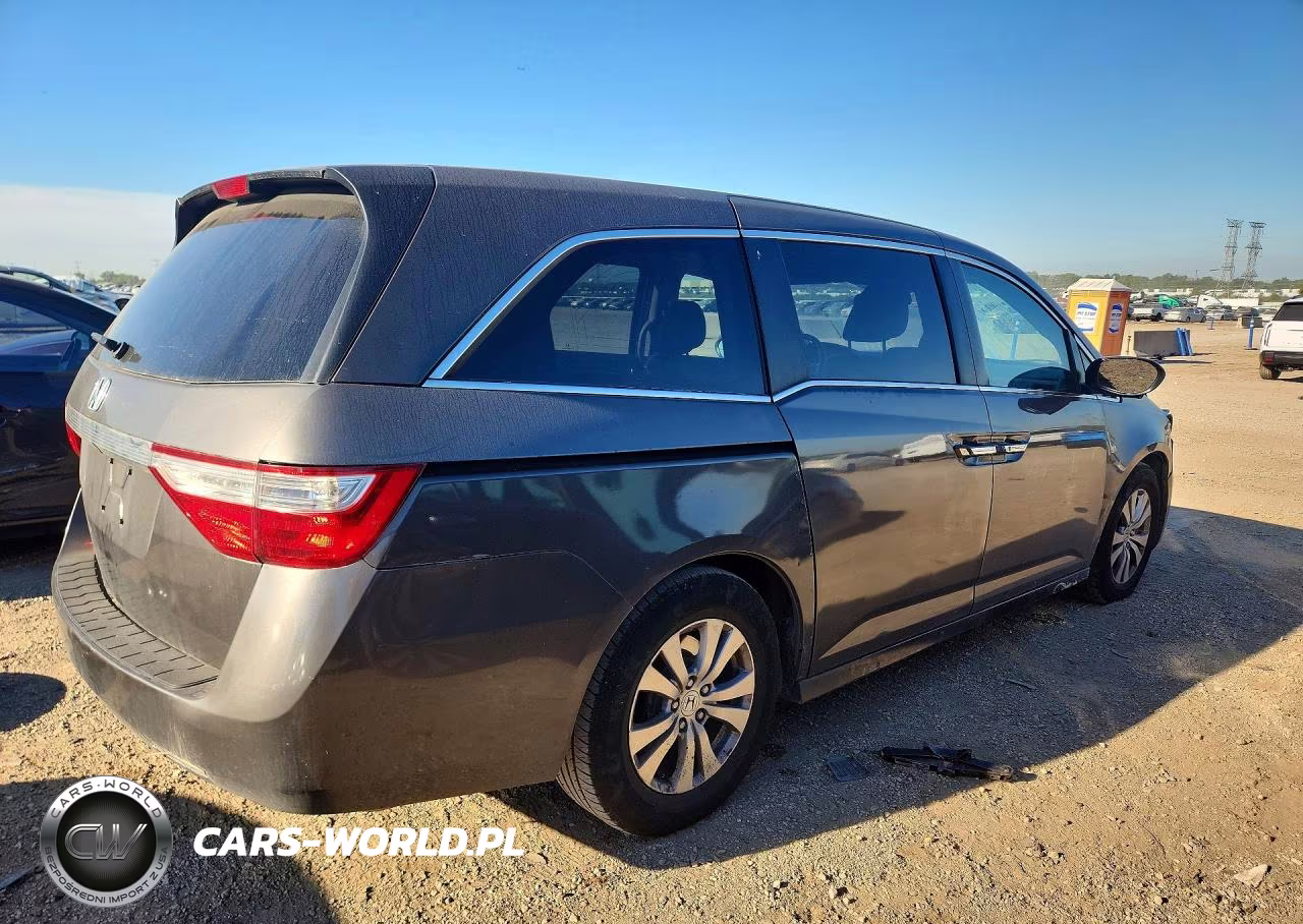 2017 Honda Odyssey Exl VIN:5FNRL5H68HB000667 - 3