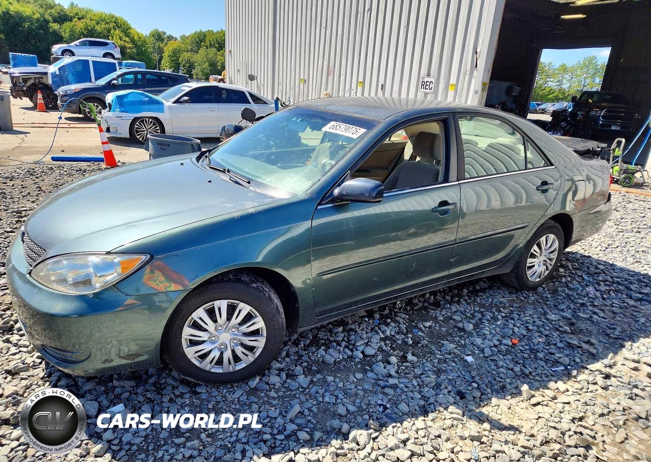 TOYOTA CAMRY LE – zdjęcie 1 z 12