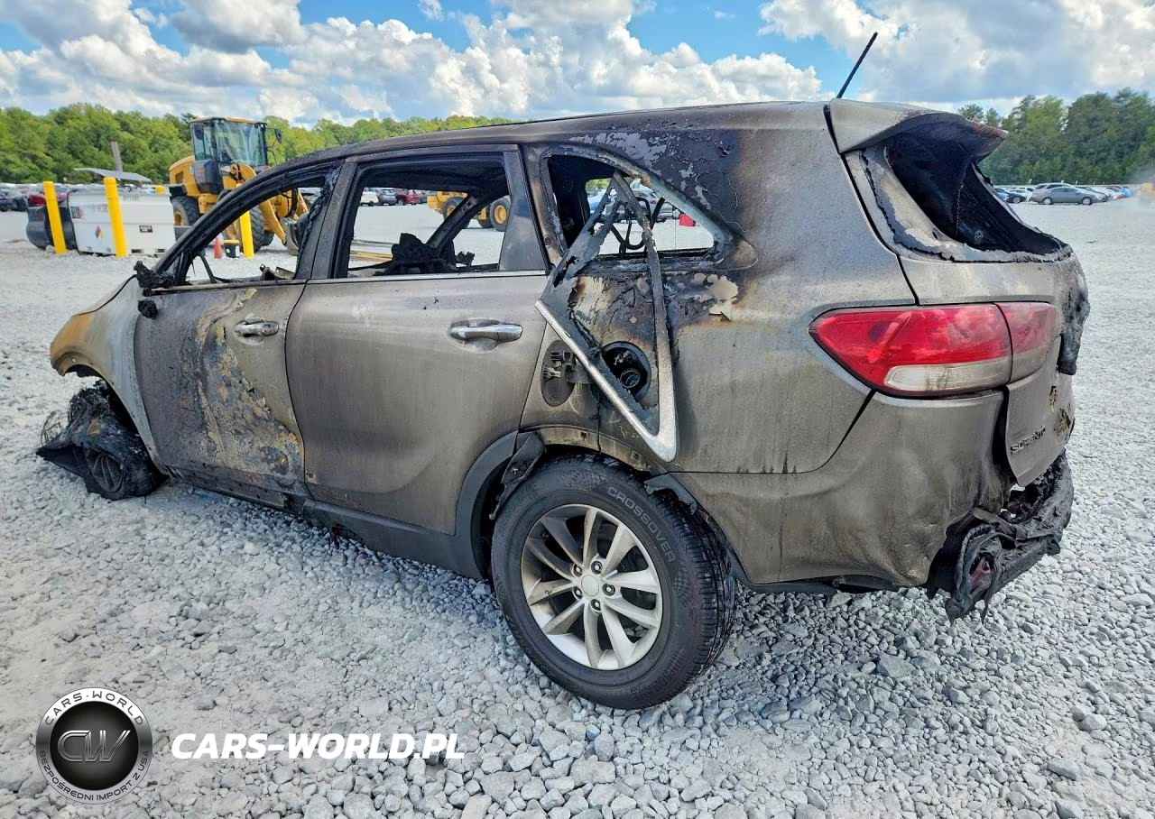 2018 Kia Sorento L VIN:5XYPG4A3XJG404641 - 2