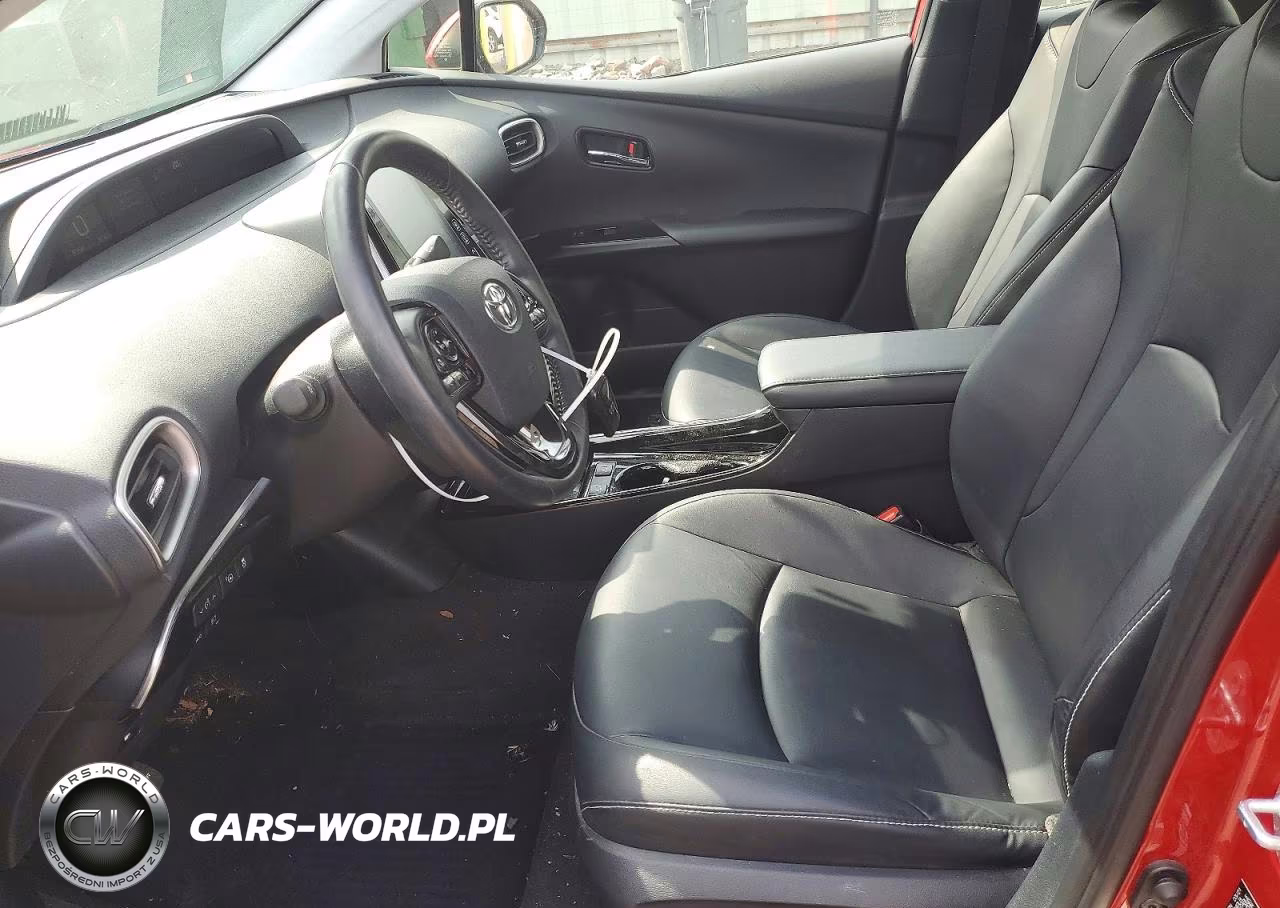 2021 Toyota Prius Prime Limited VIN:JTDKAMFP9M3188703 - 7
