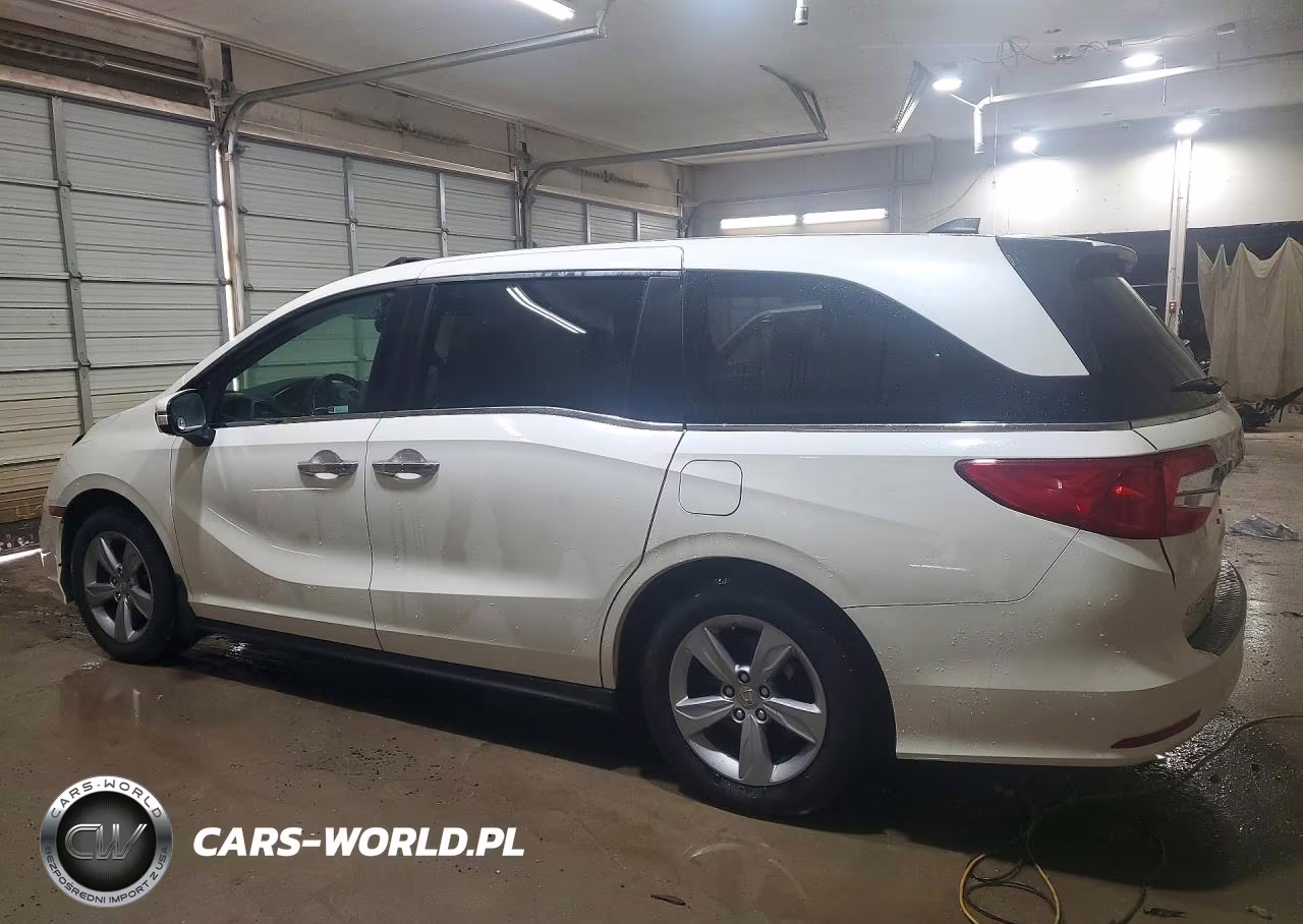 2018 Honda Odyssey Exl VIN:5FNRL6H73JB081145 - 2