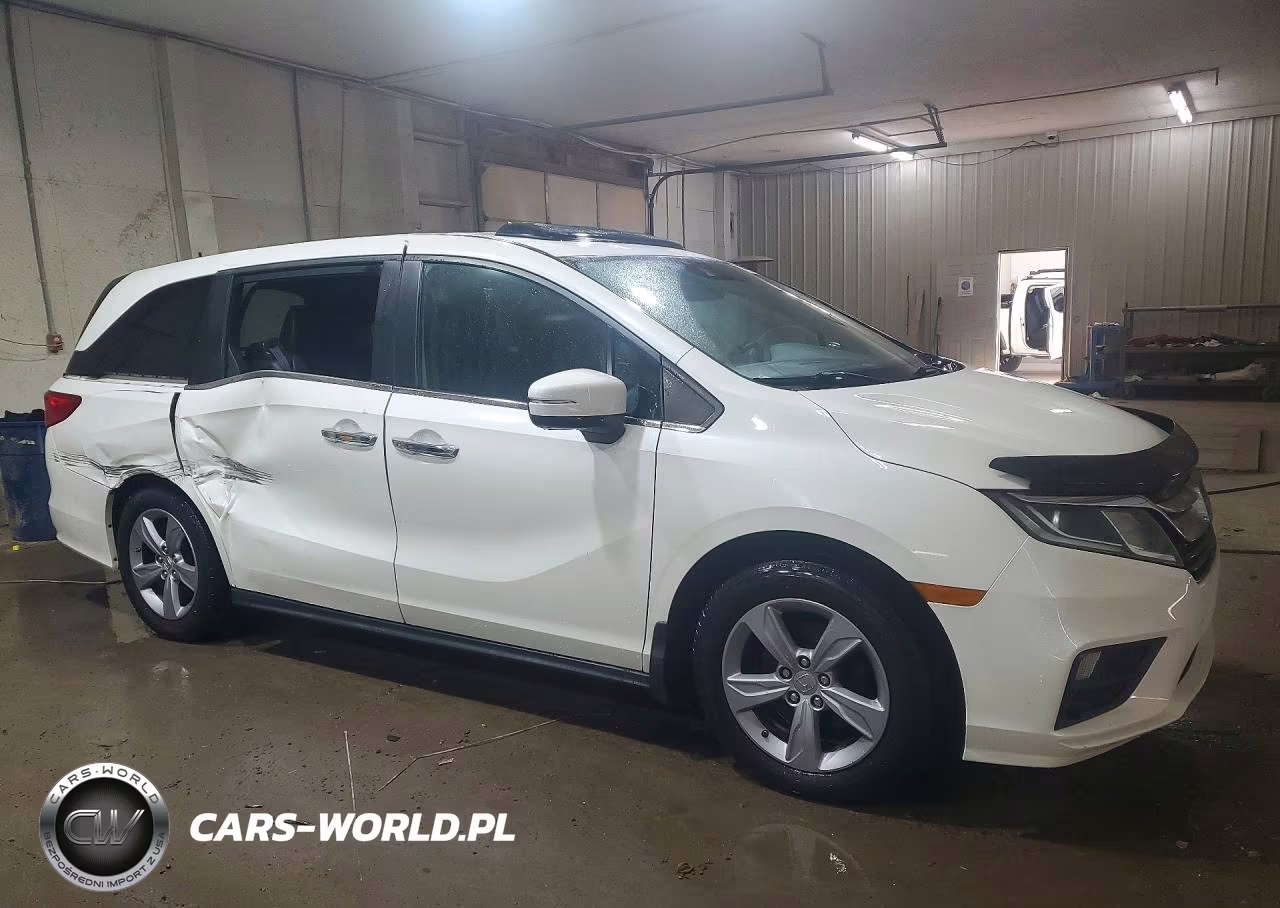 2018 Honda Odyssey Exl VIN:5FNRL6H73JB081145 - 4