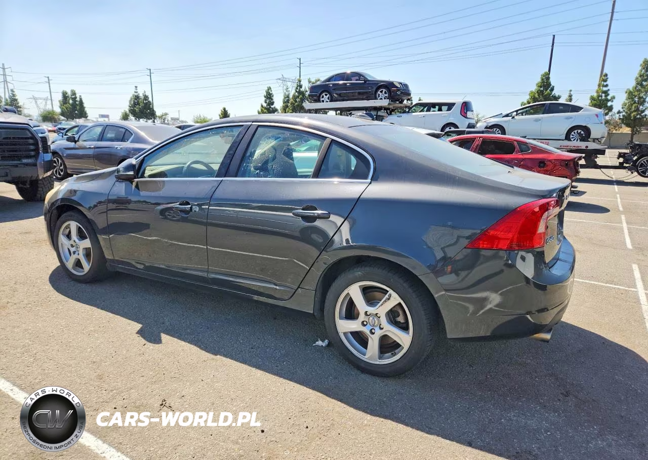 2013 Volvo S60 T5 VIN:YV1612FS5D2182021 - 2