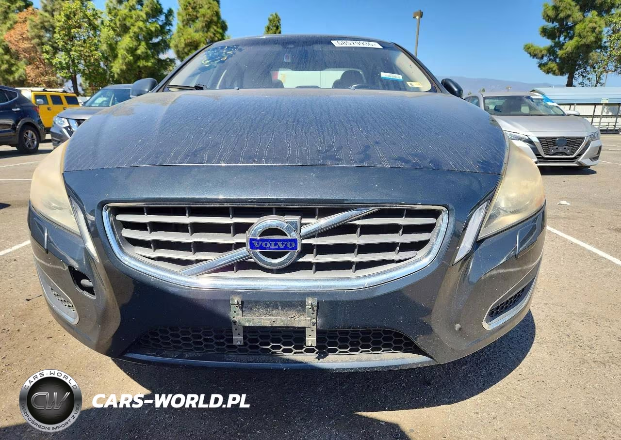 2013 Volvo S60 T5 VIN:YV1612FS5D2182021 - 5