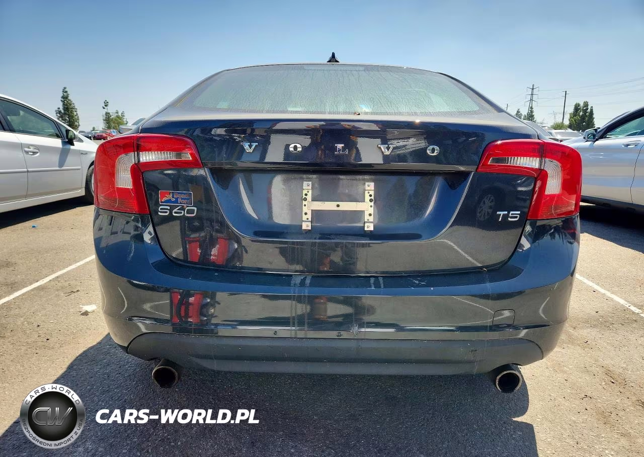 2013 Volvo S60 T5 VIN:YV1612FS5D2182021 - 6