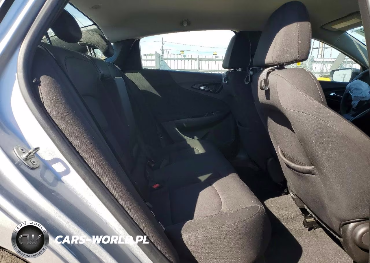 2018 Chevrolet Malibu Ls VIN:1G1ZB5STXJF188636 - 10