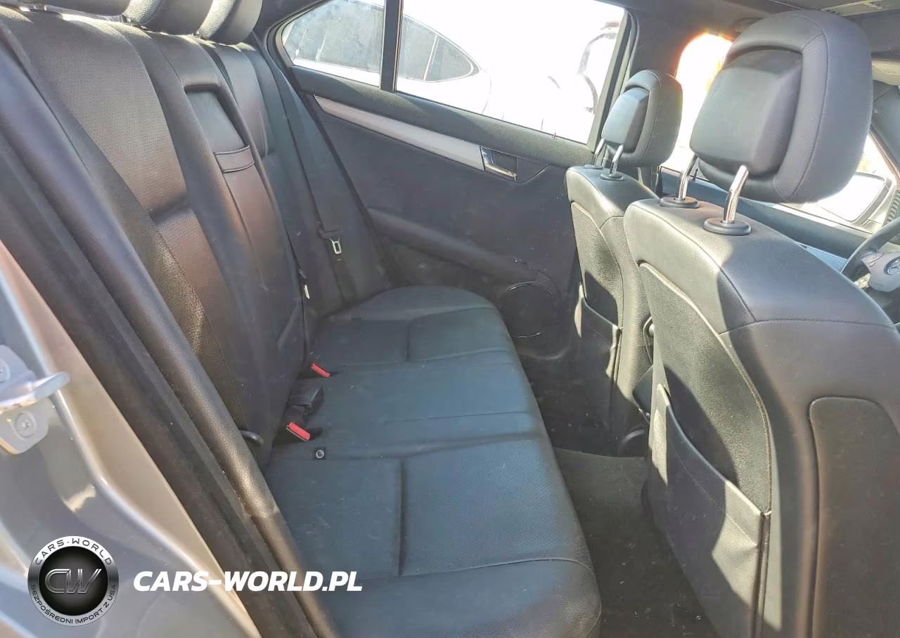 2008 Mercedes-Benz C 300 VIN:WDDGF54XX8F054261 - 10