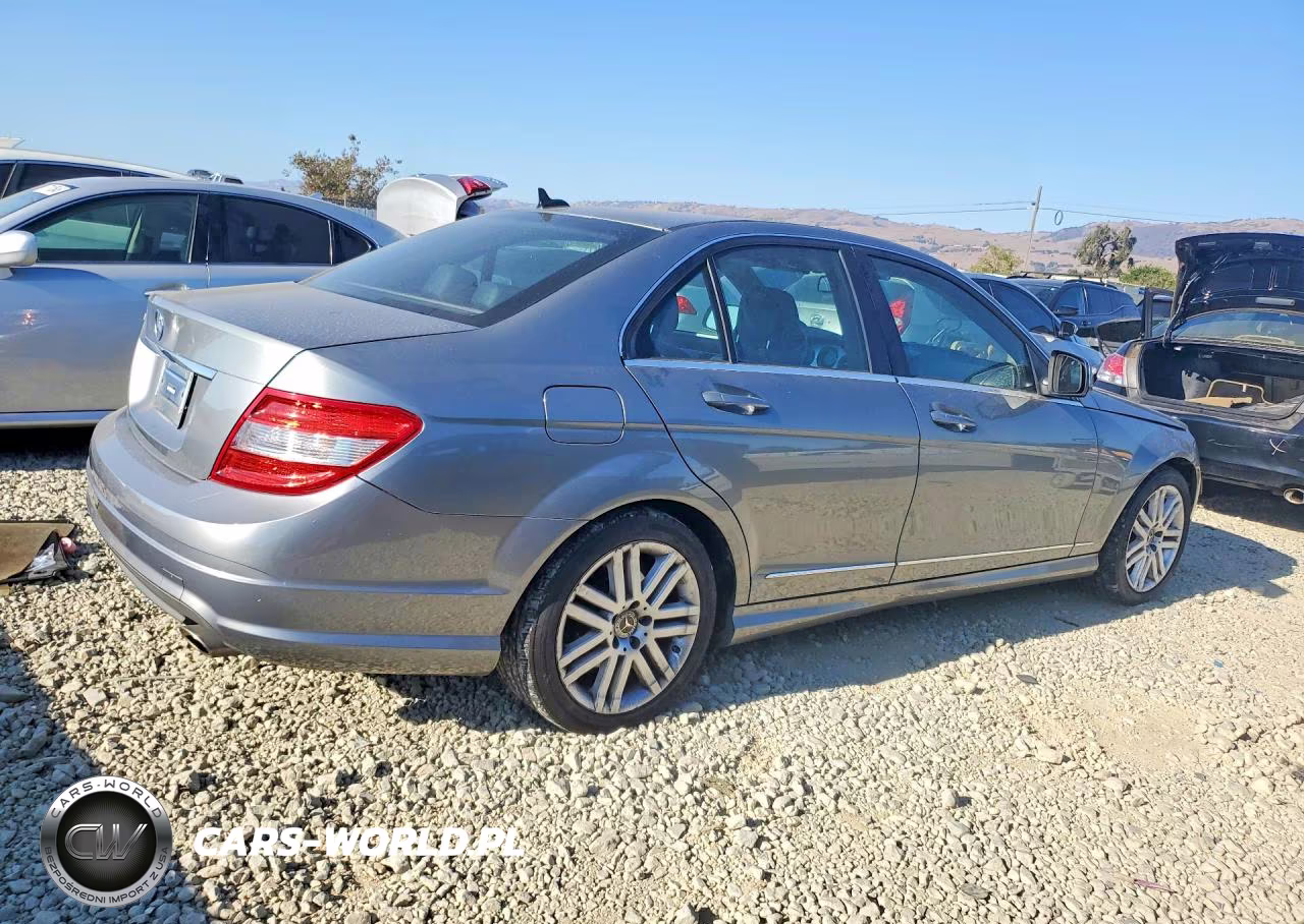 2008 Mercedes-Benz C 300 VIN:WDDGF54XX8F054261 - 3