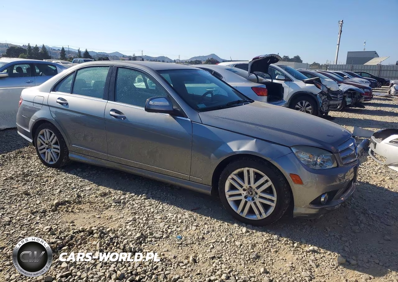2008 Mercedes-Benz C 300 VIN:WDDGF54XX8F054261 - 4