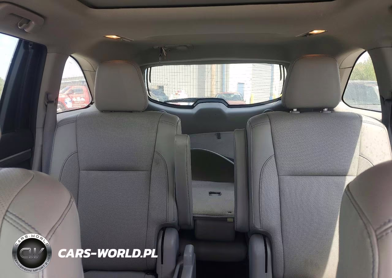 2019 Toyota Highlander Limited Platinum VIN:5TDDZRFH3KS991865 - 10
