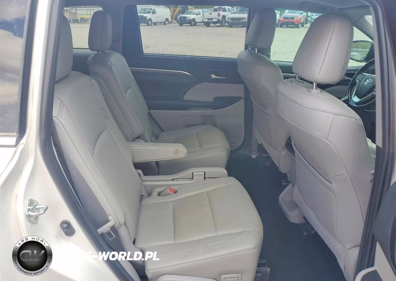 2019 Toyota Highlander Limited Platinum VIN:5TDDZRFH3KS991865 - 11