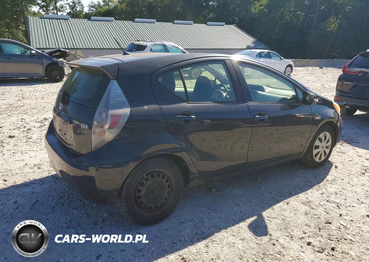 2012 Toyota Prius C Two VIN:JTDKDTB35C1513488 - 3