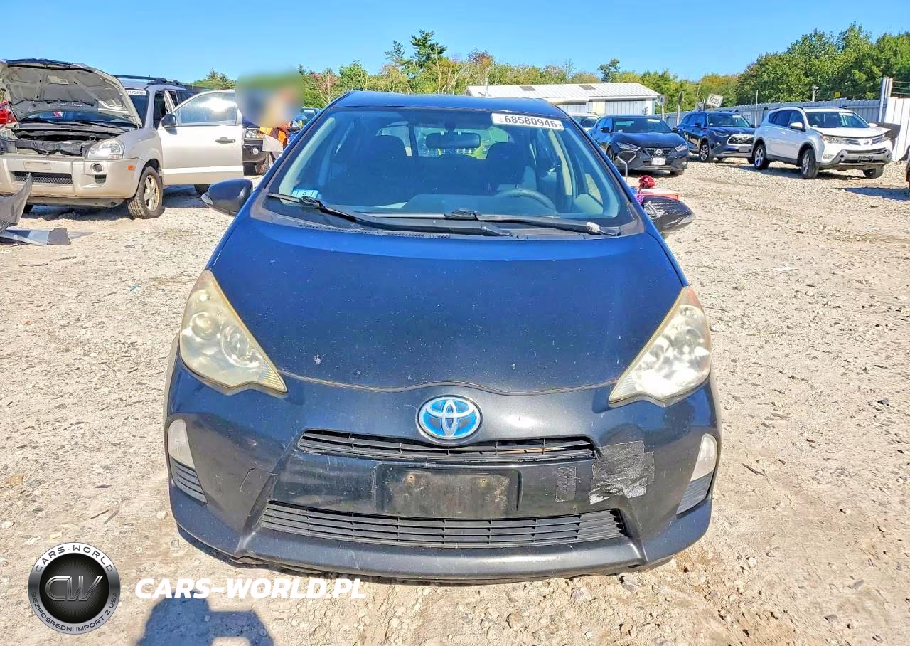 2012 Toyota Prius C Two VIN:JTDKDTB35C1513488 - 5