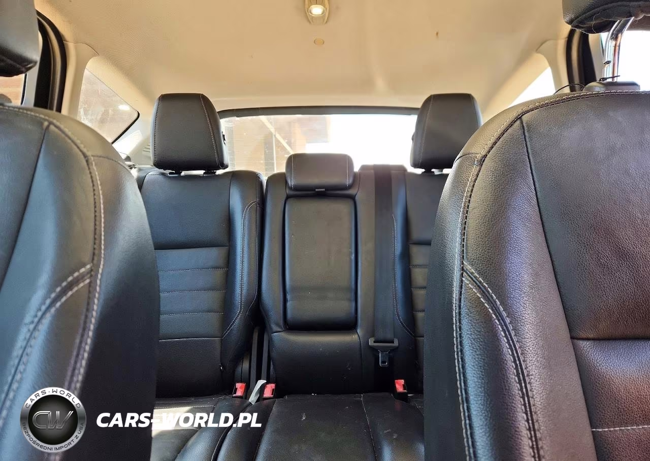2013 Ford C-Max Premium VIN:1FADP5CU8DL549870 - 10