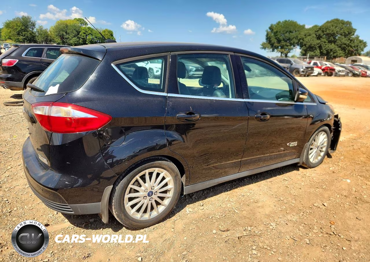 2013 Ford C-Max Premium VIN:1FADP5CU8DL549870 - 3