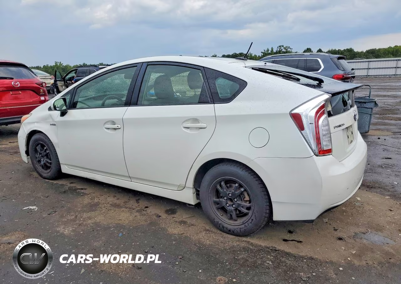 2015 Toyota Prius Three VIN:JTDKN3DU7F0425197 - 2