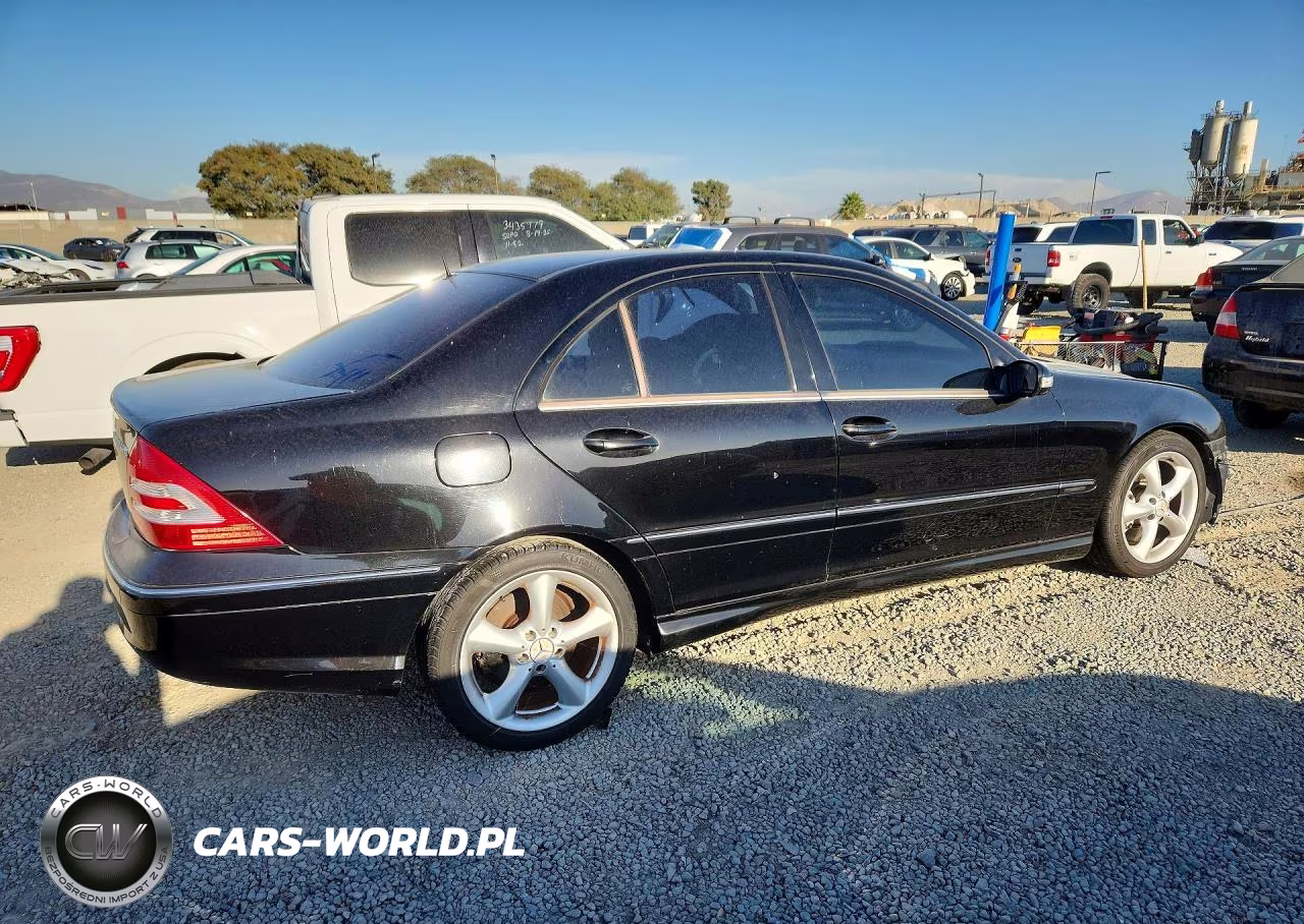 2005 Mercedes-Benz C 230K Sport Sedan VIN:WDBRF40J85F716864 - 3
